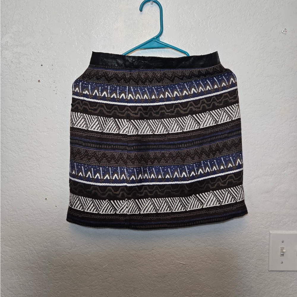 H&M Black, Blue and White Patterned Mini Skirt